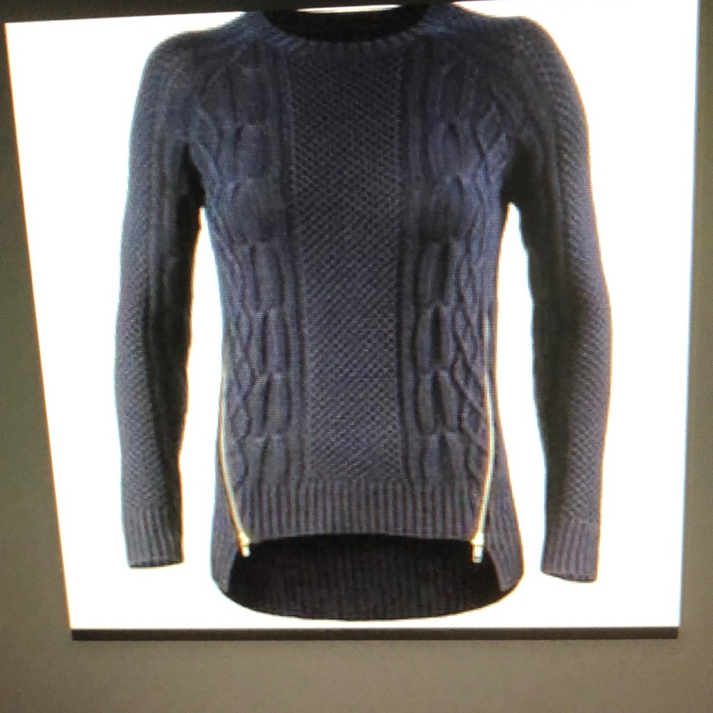 Like new Cabi Navy Zipper Pullover Sweater